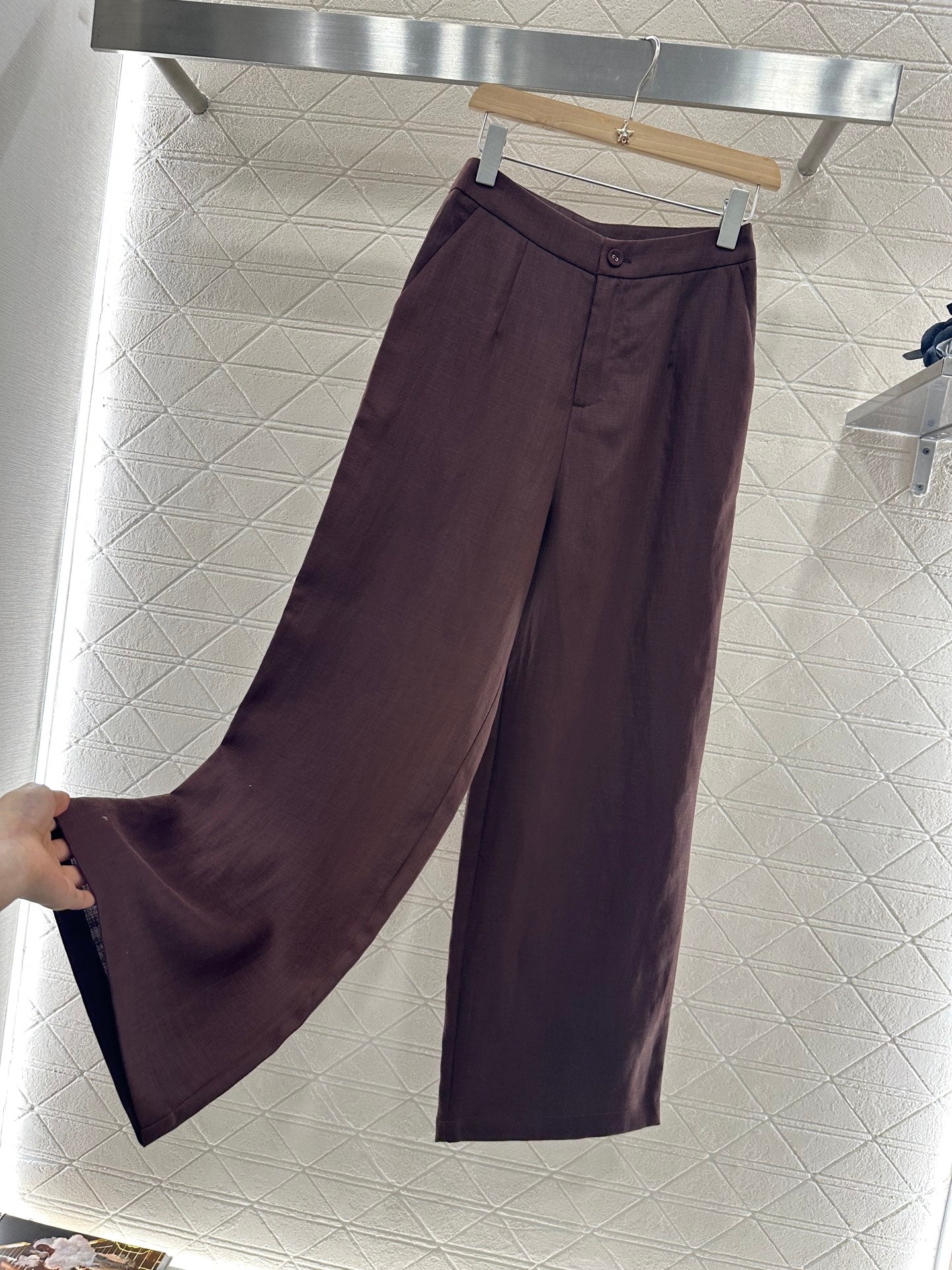 D 25 Silk scarf vest wide-legged pants set