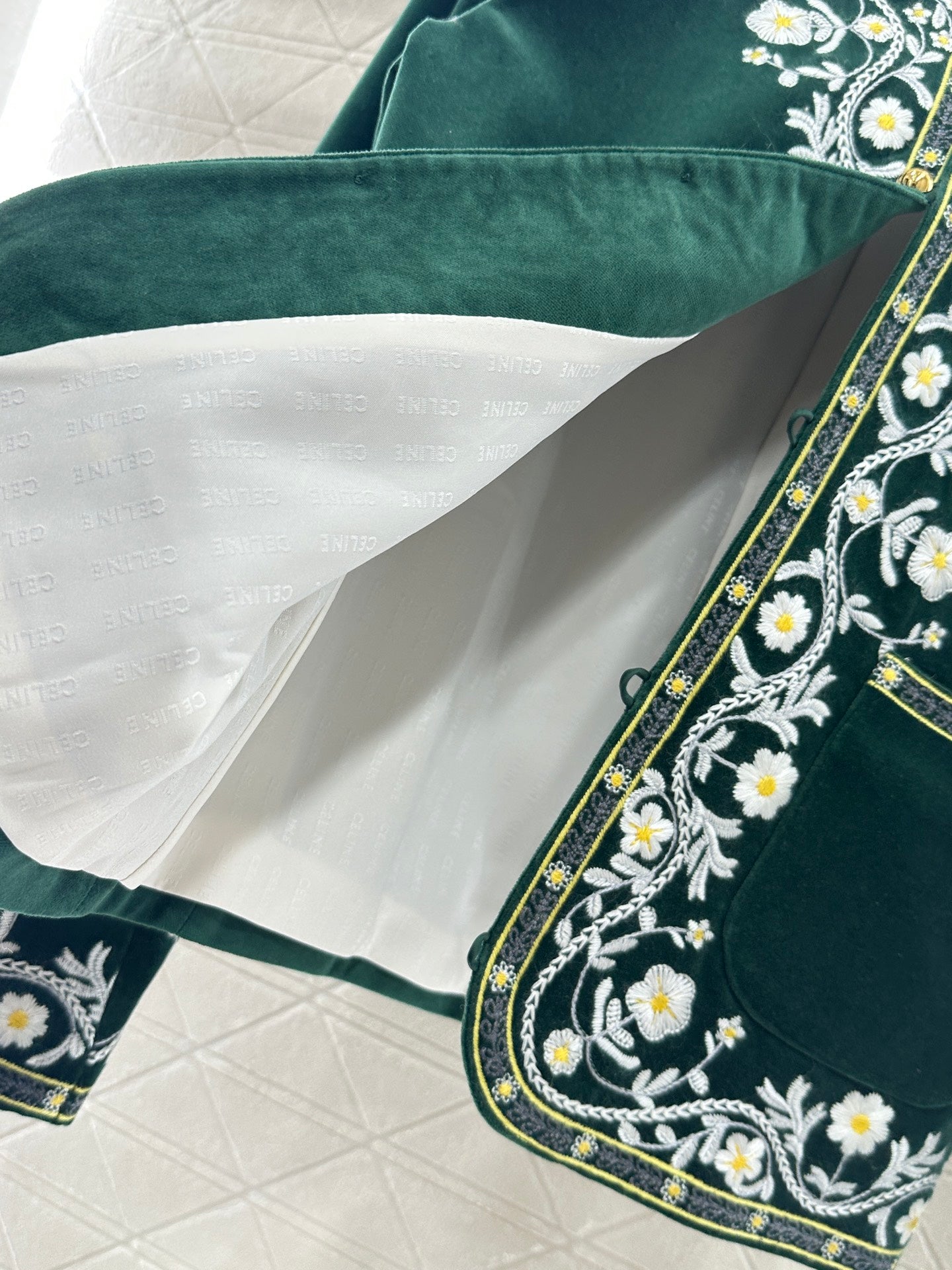CE 2025 Velvet Embroidery Crew Neck Jacket