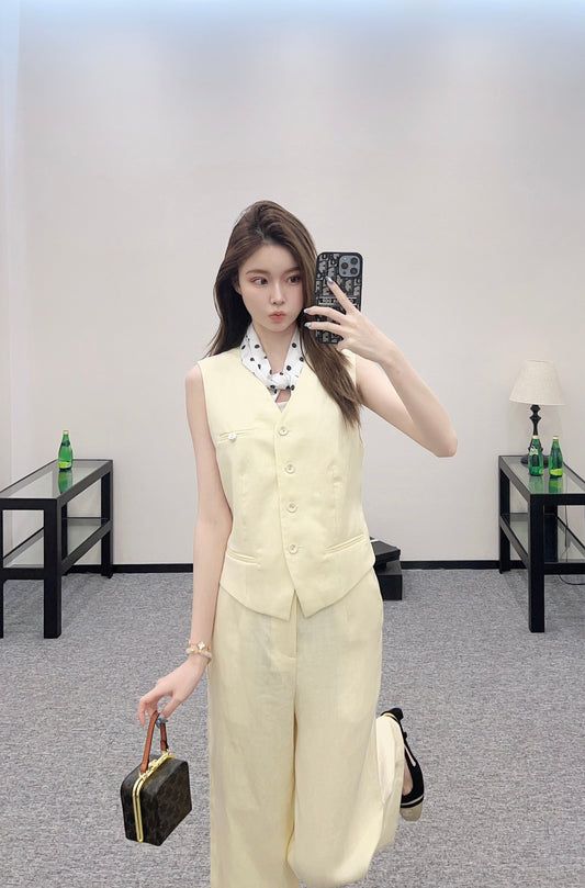 D 25 Silk scarf vest wide-legged pants set