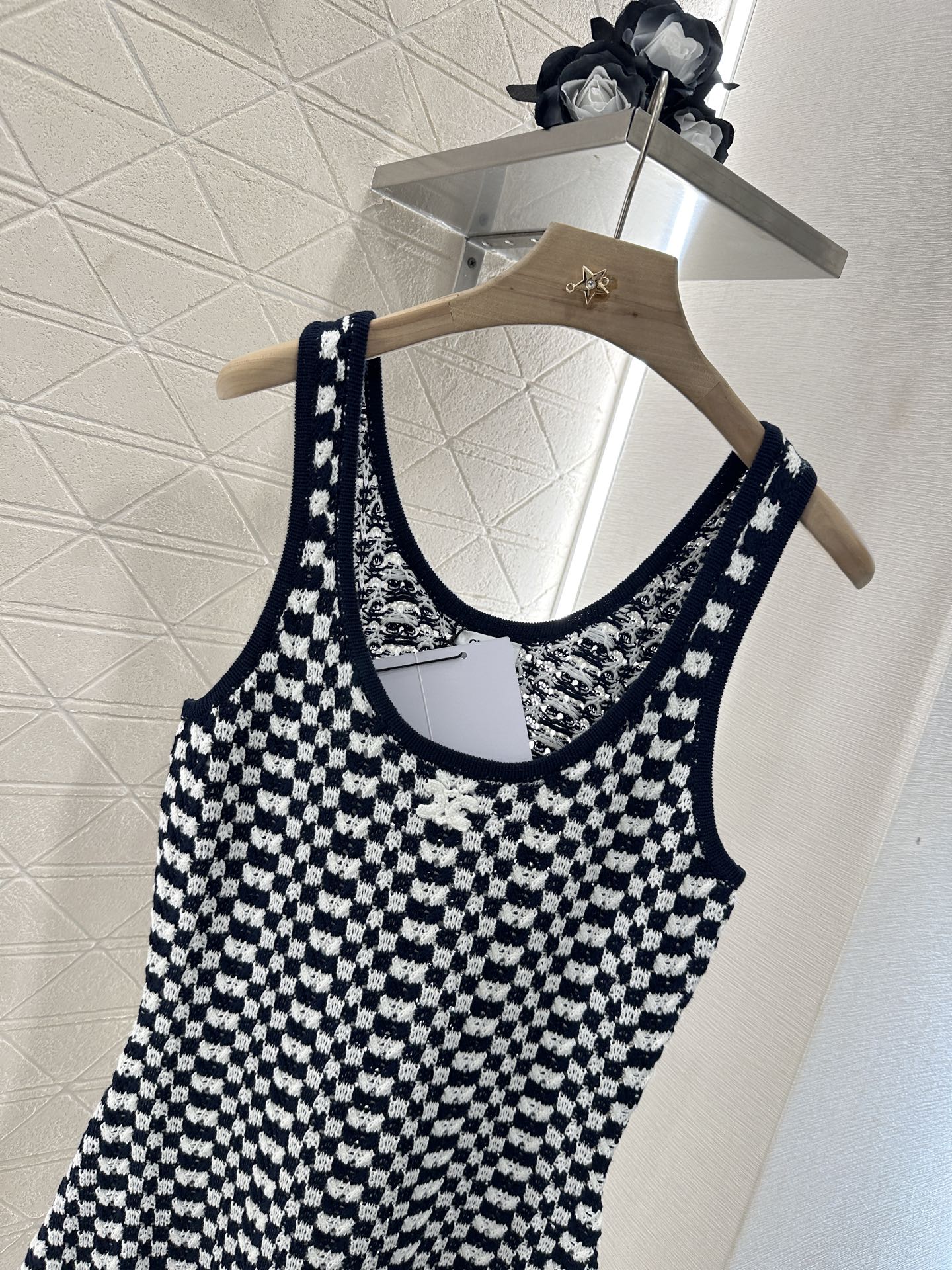 CE 25 Slim knitted vest skirt