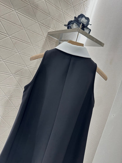 L 25 New Lapel contrast dress
