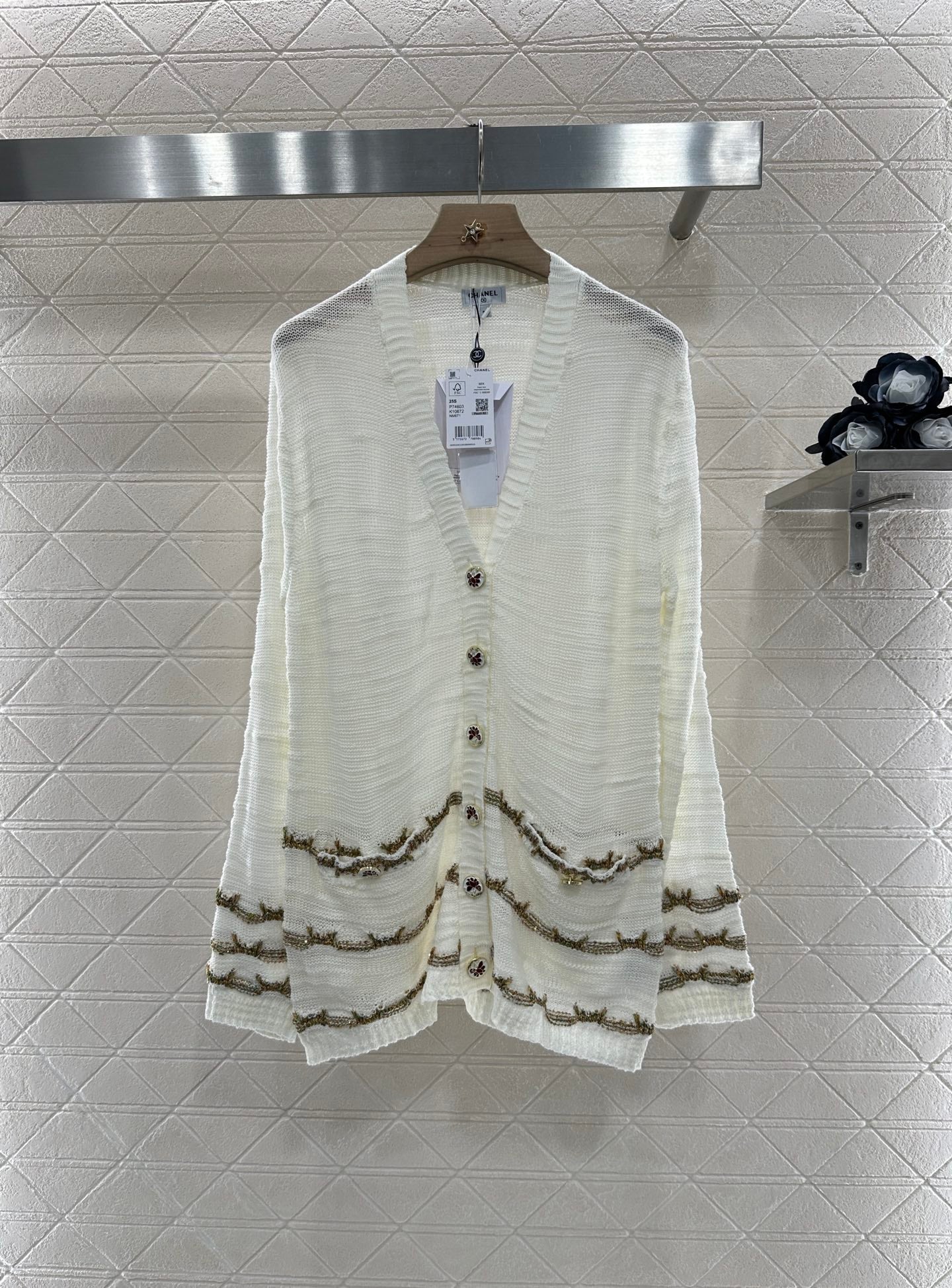 C 25 Gold thread embroidered hem knitted cardigan