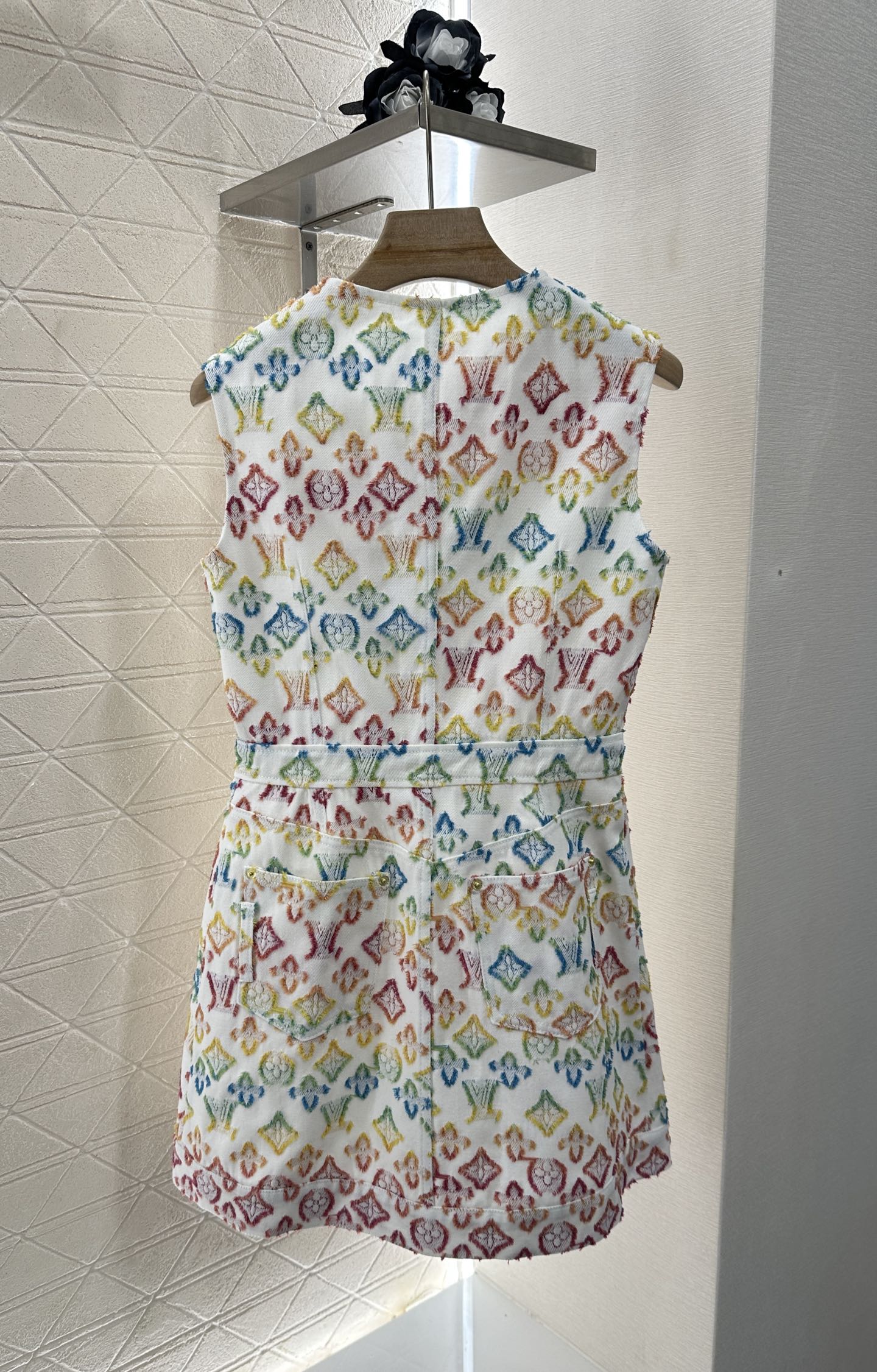 L 24 Jacquard denim sleeveless dress