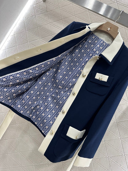 V 25 Lapel, silhouette, belt suit