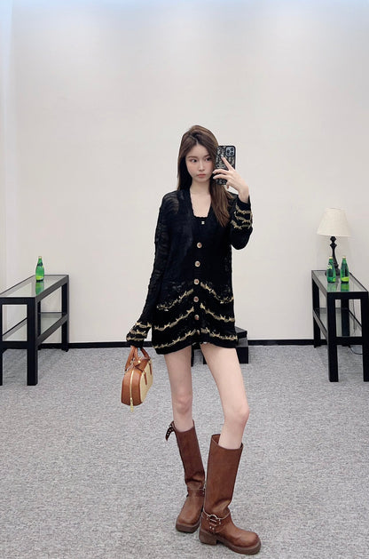 C 25 Gold thread embroidered hem knitted cardigan
