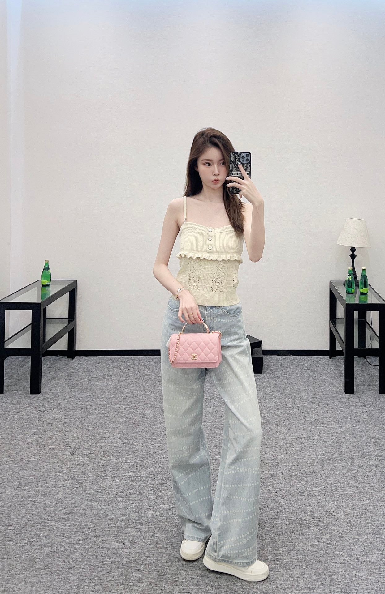 C 25 Knitted layered lace sling