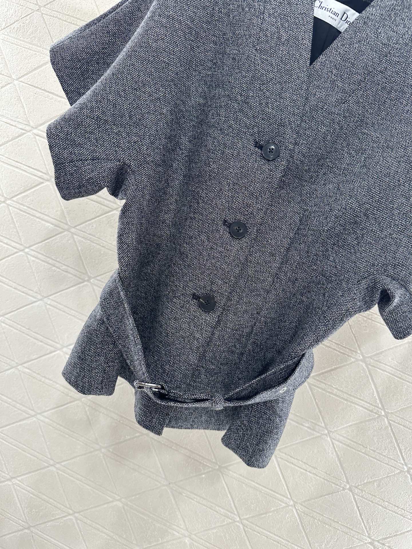 D 25 Waistband-shaped coat