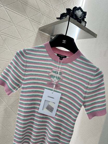 P 25 Striped Knit Cute Pattern Short-Sleeve Top