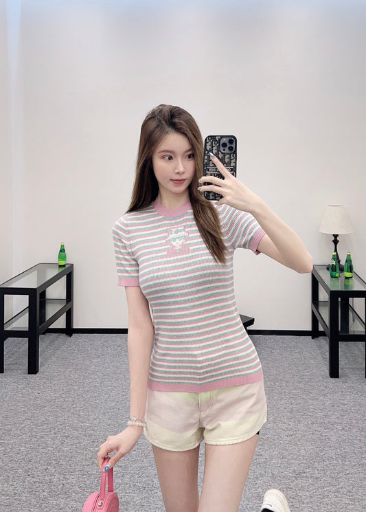 P 25 Striped Knit Cute Pattern Short-Sleeve Top