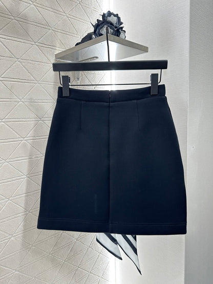L 25 Hooded silk scarf sweatshirt skirt set