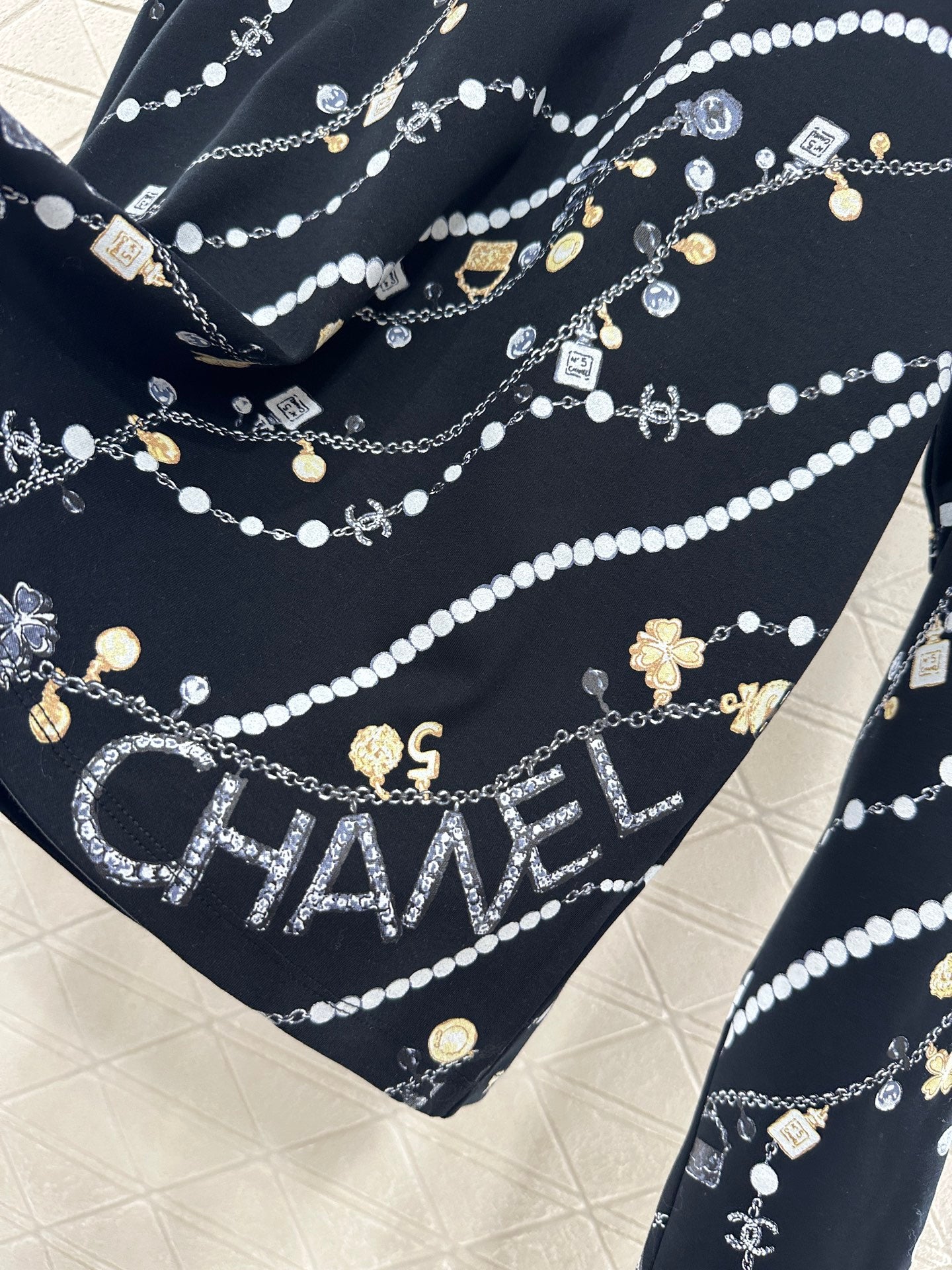C 25 Printed Crew Neck Long Sleeve