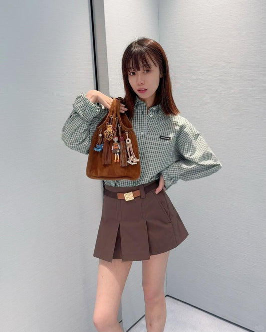 M 25 early fall new England style belt pleated short skirt