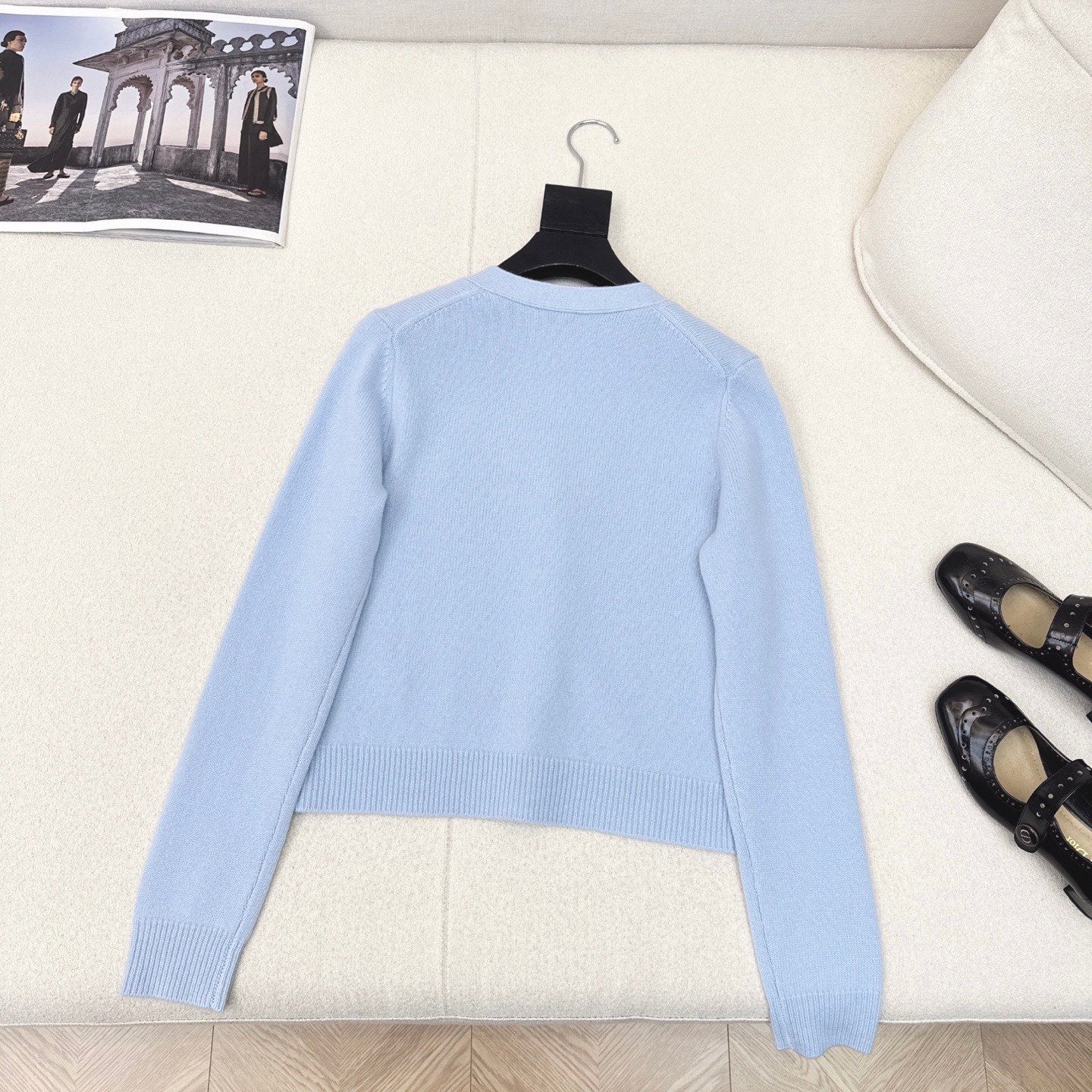 D 25Ss Early Fall New Pearl-Button Wool Knit Cardigan + Vest