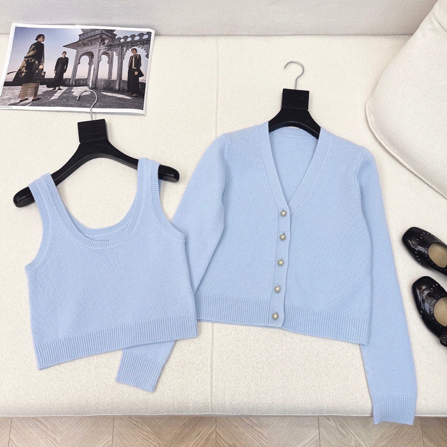 D 25Ss Early Fall New Pearl-Button Wool Knit Cardigan + Vest