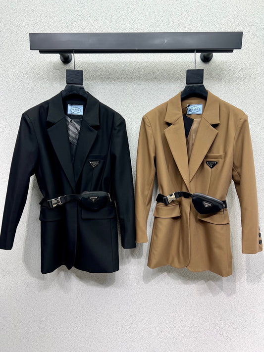 P 25 Classic suit jacket with waist bag