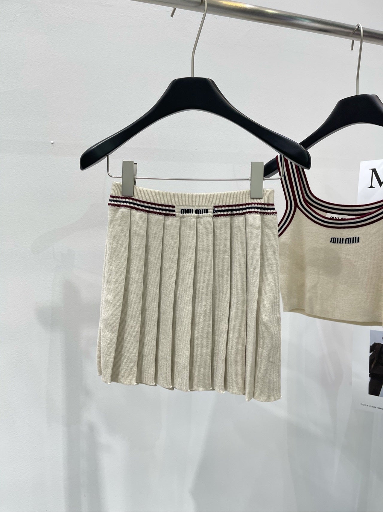 M 25Ss Apricot Trim Knit Skirt