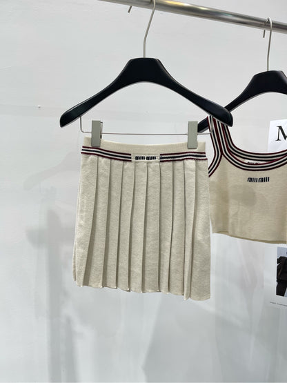 M 25Ss Apricot Trim Knit Skirt