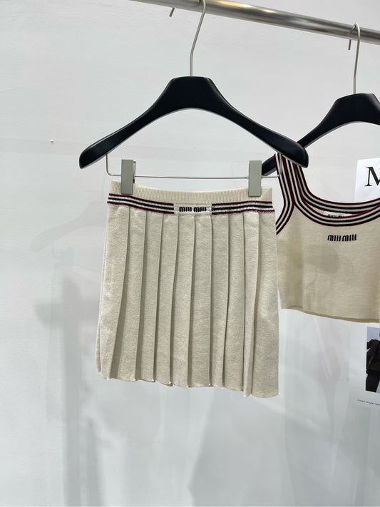 M 25Ss Apricot Trim Knit Skirt