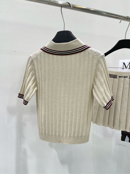 M 25Ss apricot red edge badge polo top