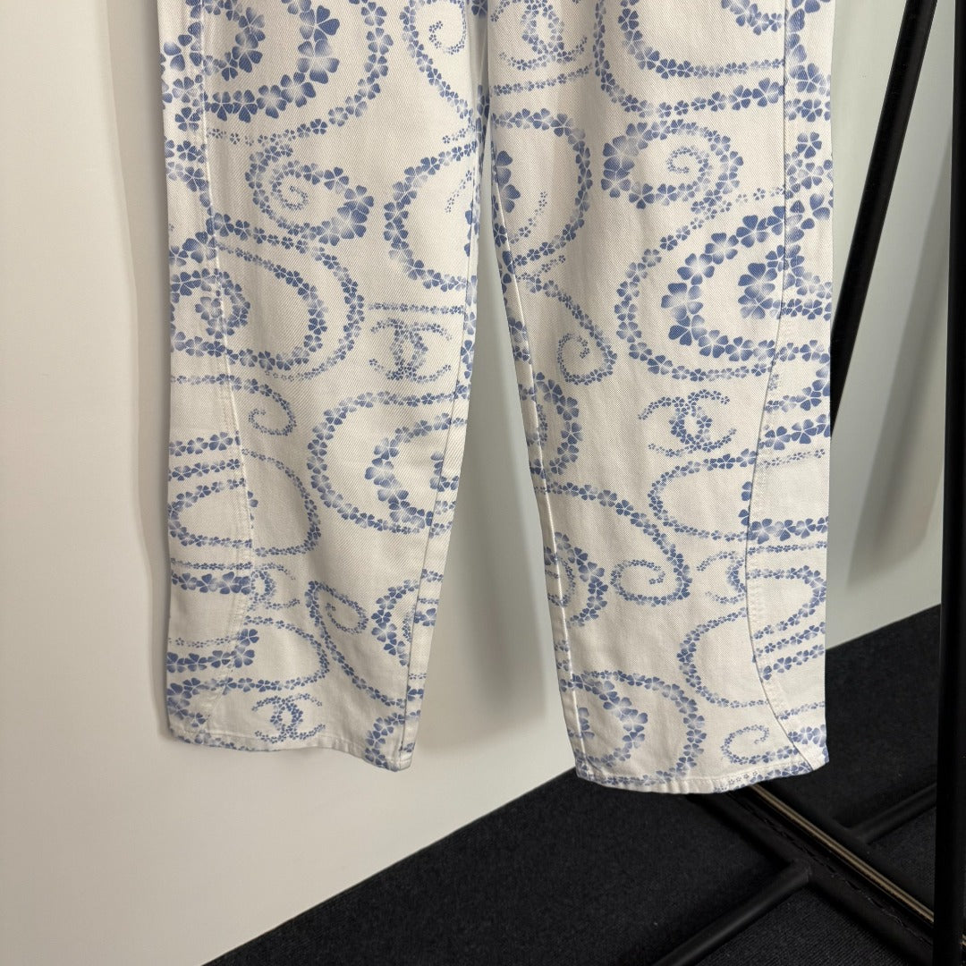 C 25 New Camellia logo positioning print fashion denim pants