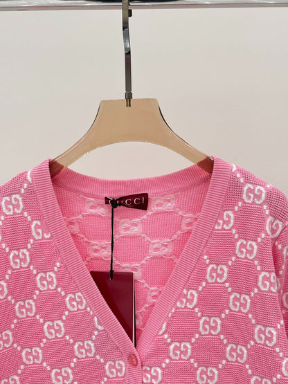G 25 Early Spring New Appliquéd Casual Knit