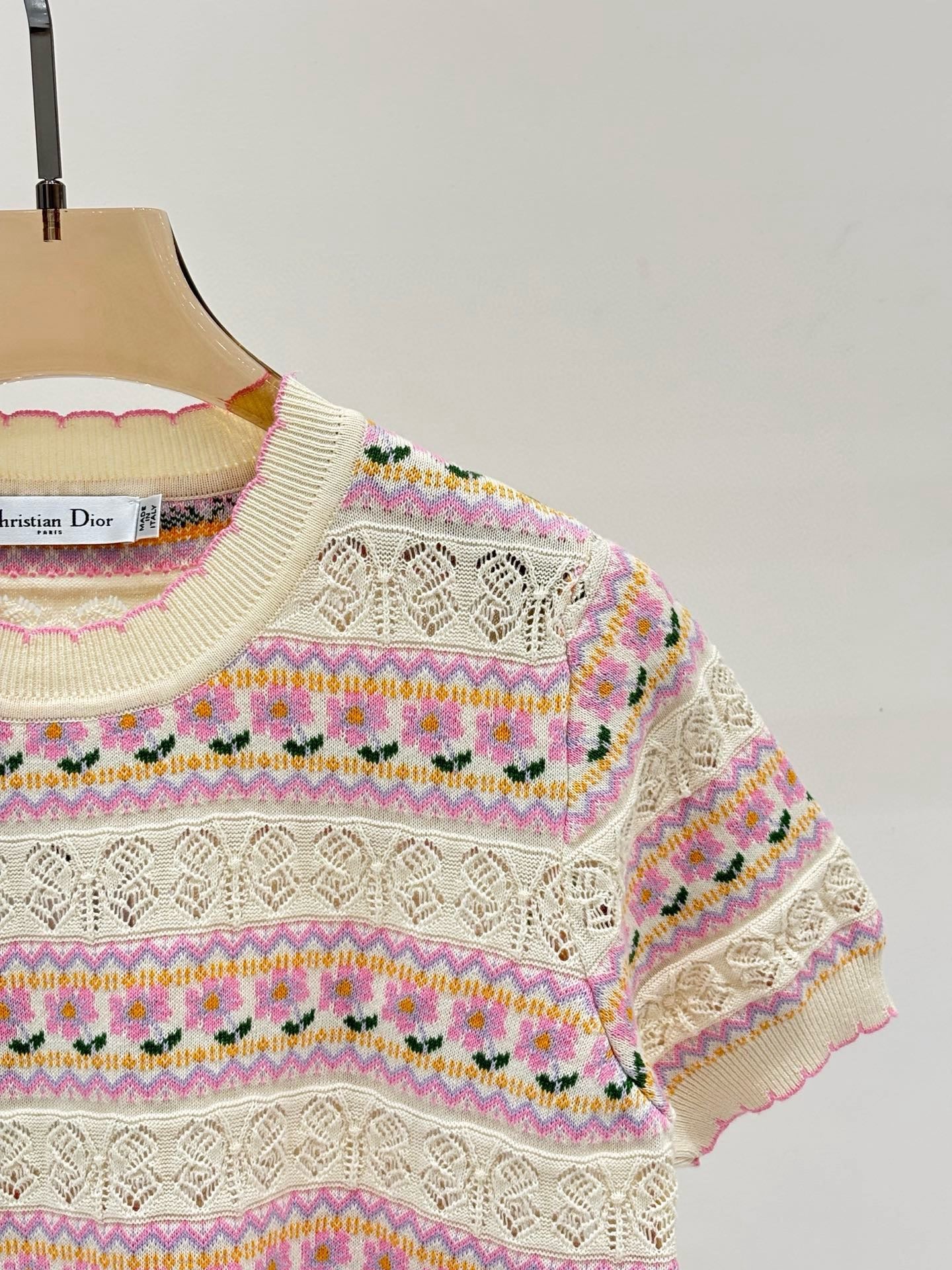 C 25 Spring and summer new round neck Striped hollow print Knit short sleeve