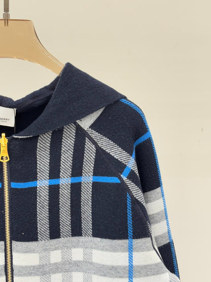 BU 25 Early Fall New Hooded Plaid Simple Two-Way Knit Jacket