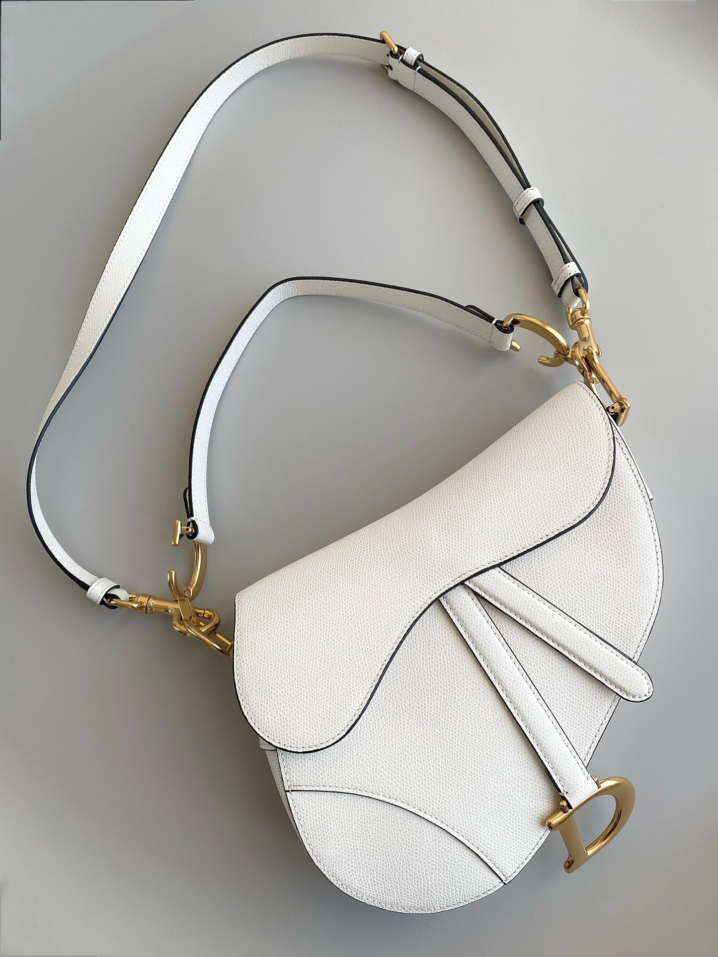 D 25 Palm print white large 𝗦𝗮𝗱𝗱𝗹𝗲 Classic saddle bag (with shoulder strap)