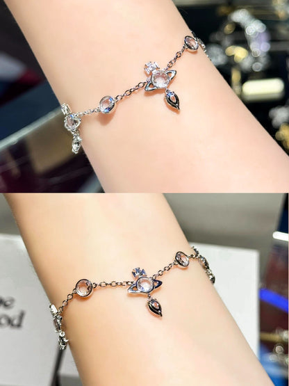Vivian, bracelet.