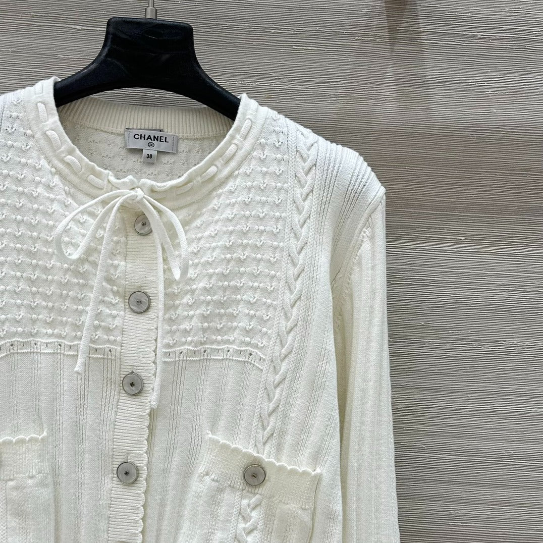 C 25 Pure White Simple Bow Cardigan