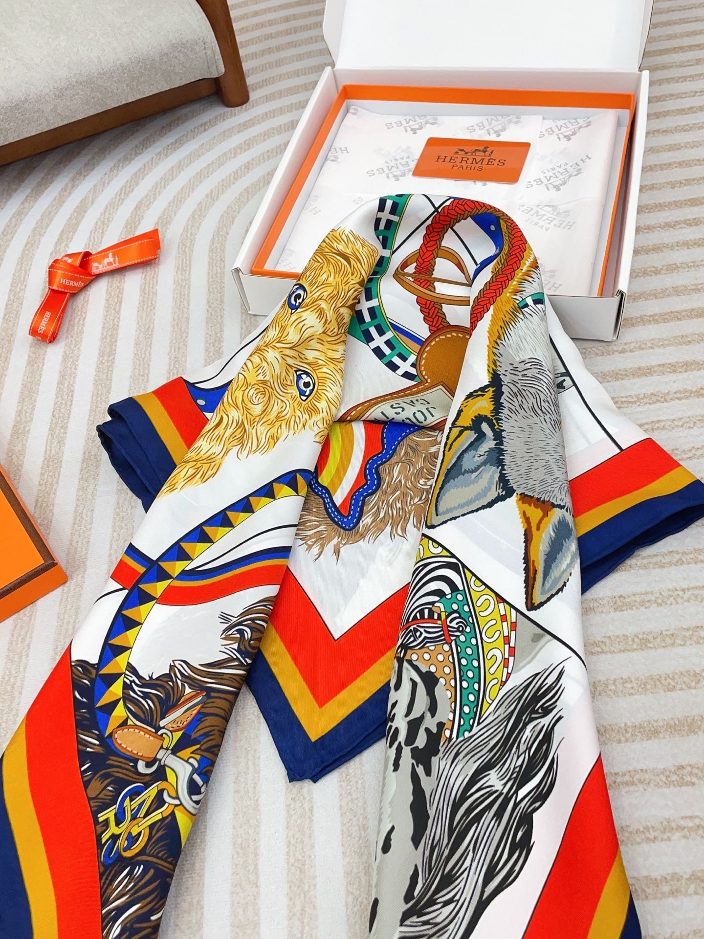 H 25 Twill Silk Scarf