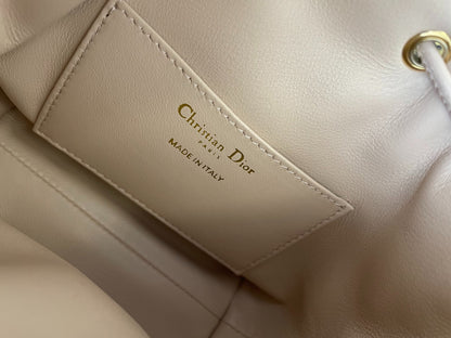 D 25 caro Bucket bag