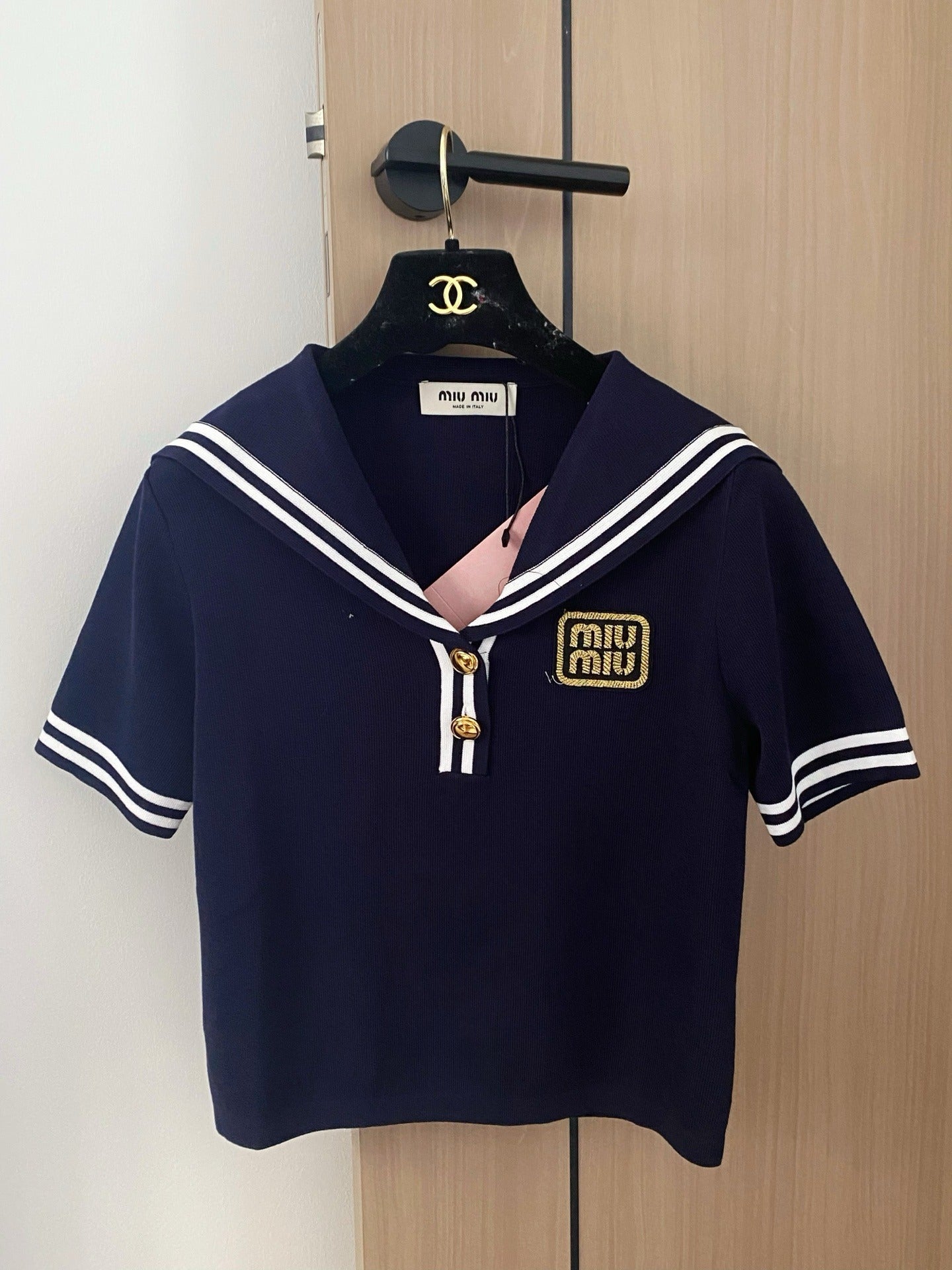 M 25 navy collar and short sleeves