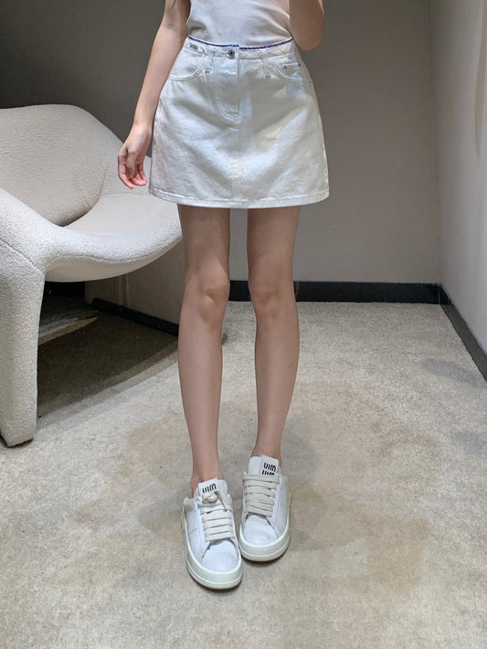 M 25 Heavy duty embroidered white denim half skirt