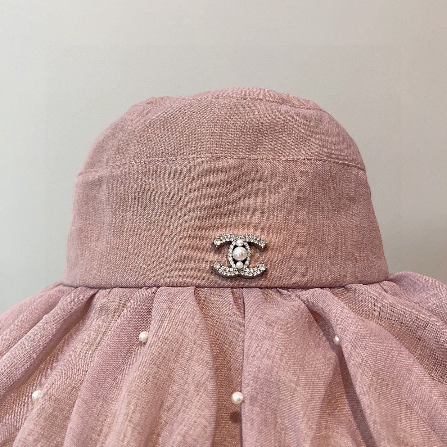 C 25 Spring and summer, organza, pearl, light luxury models, fisherman's hat