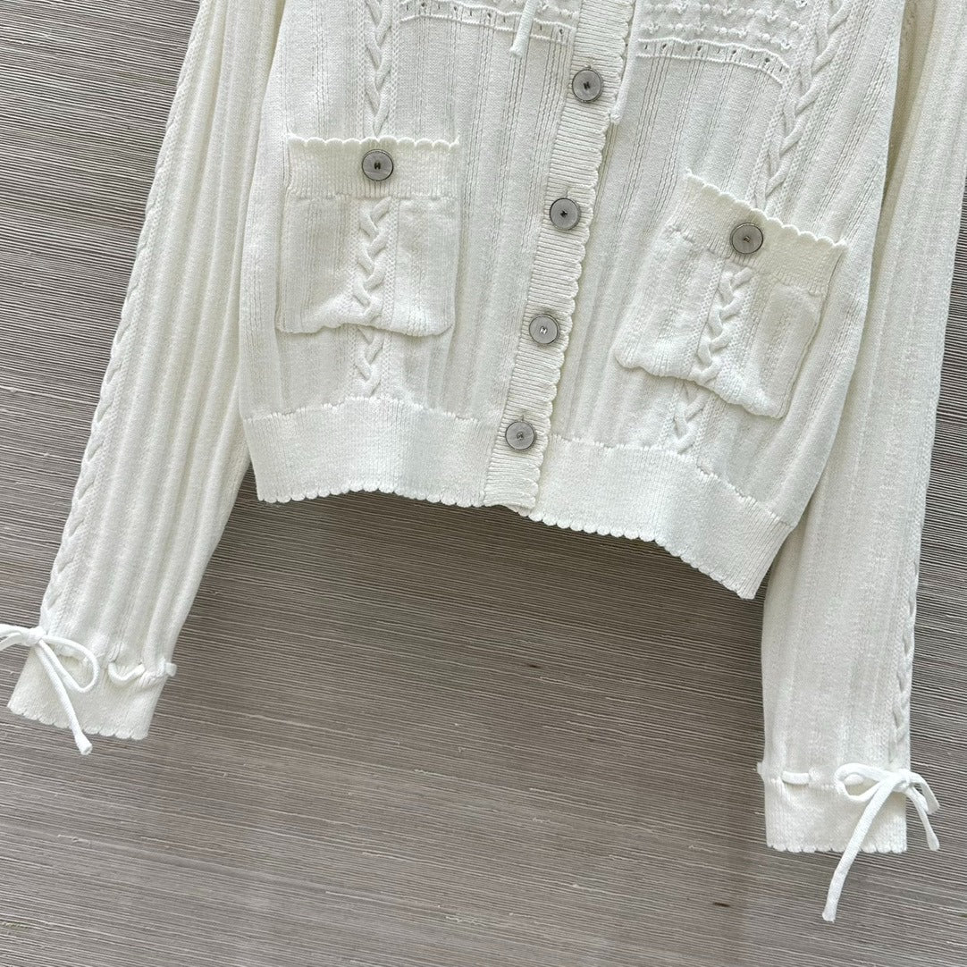 C 25 Pure White Simple Bow Cardigan