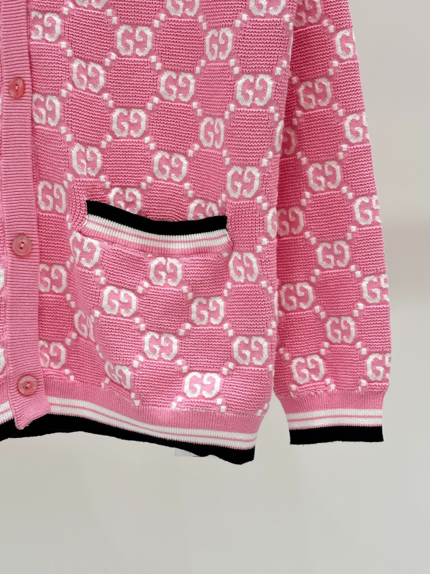 G 25 Early Spring New Appliquéd Casual Knit
