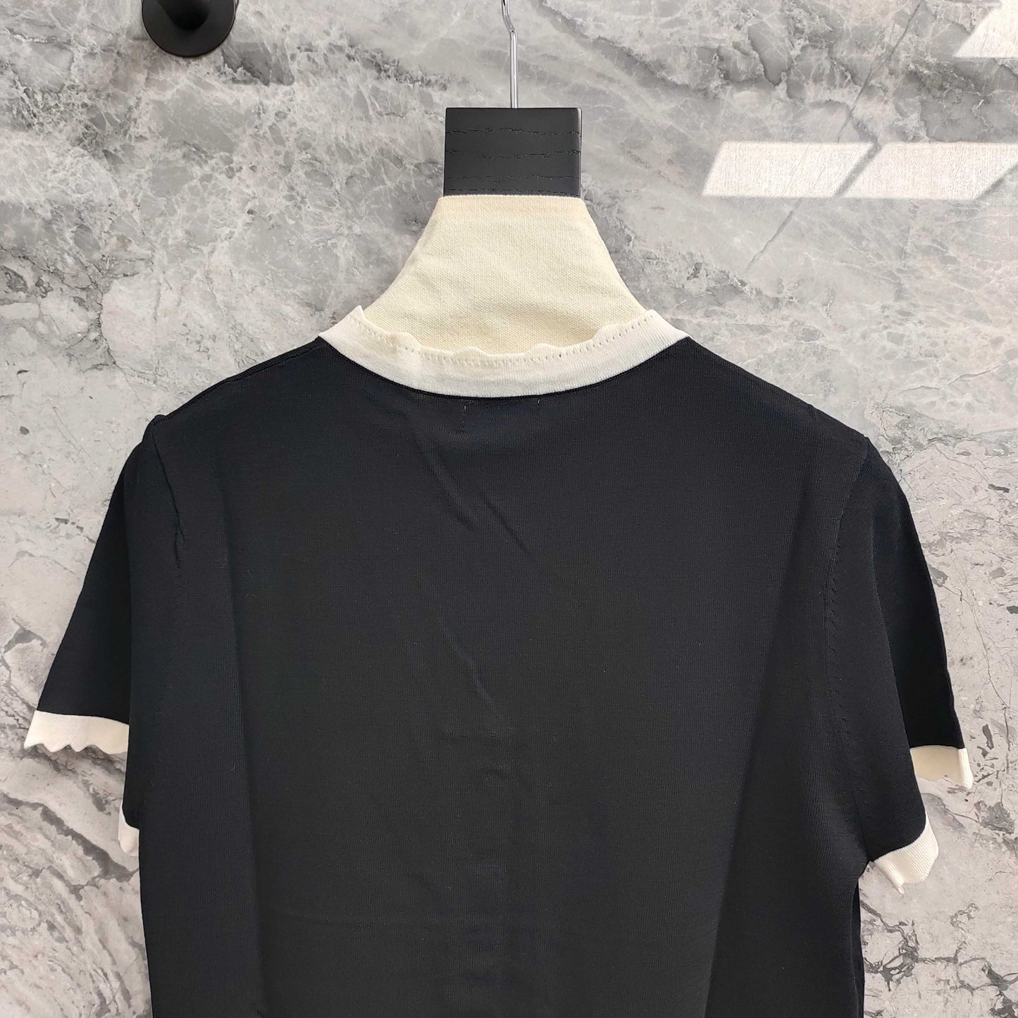 C 25 Black and White Color Clash Bow Knit Short Sleeve