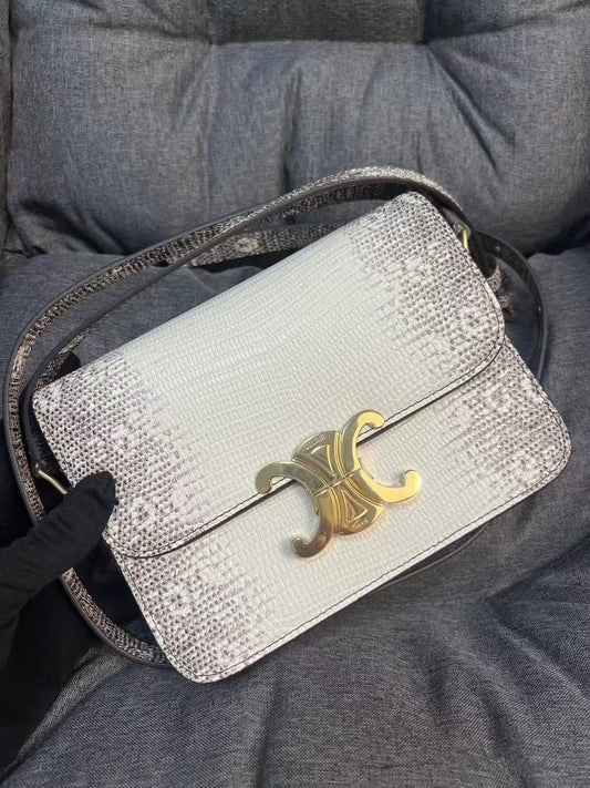 CE 25 Himalayan White Textured Shoulder Bag
