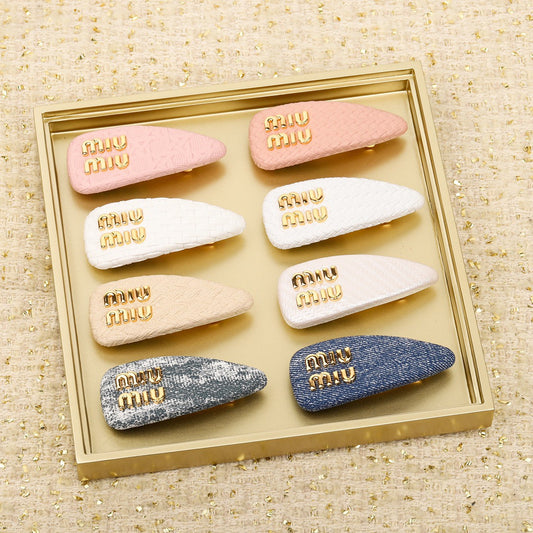 M 25 Handmade Hair Clips