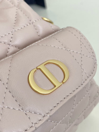 D 25 caro Bucket bag