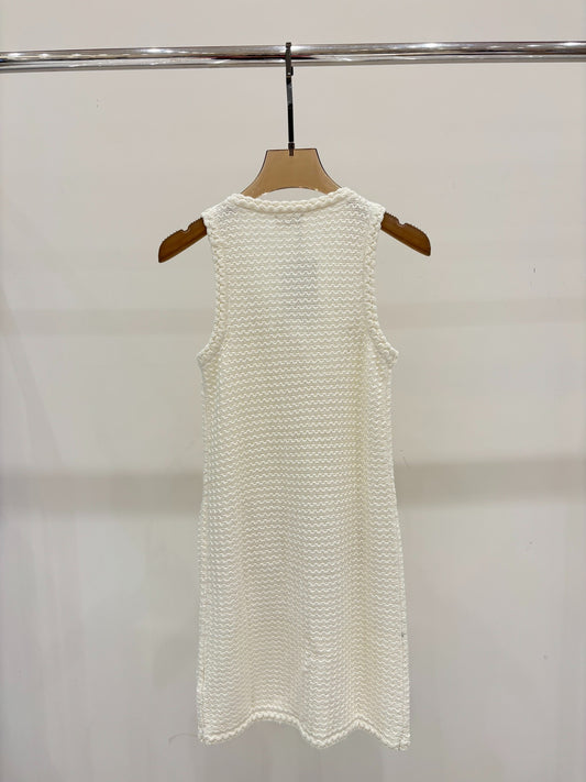 L 25 Early Spring New v-neck Attachment Button Casual Knit Dresses