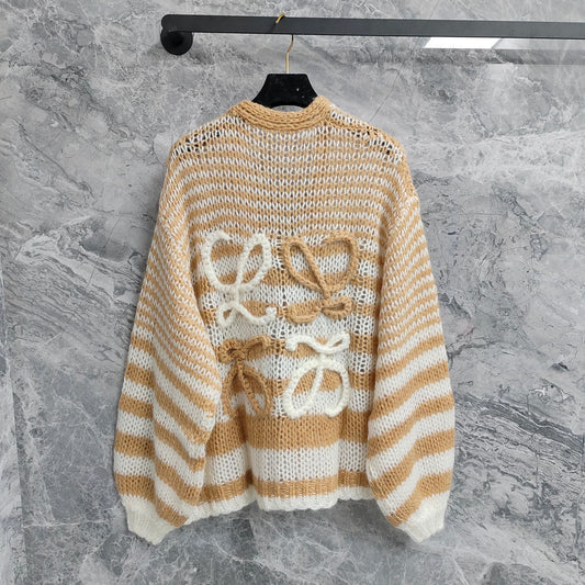 LO 24 Mohair V-Neck Cardigan