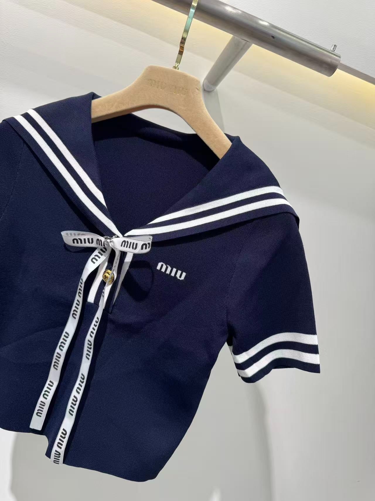 M 25 Knit Short Sleeve Navy Collar