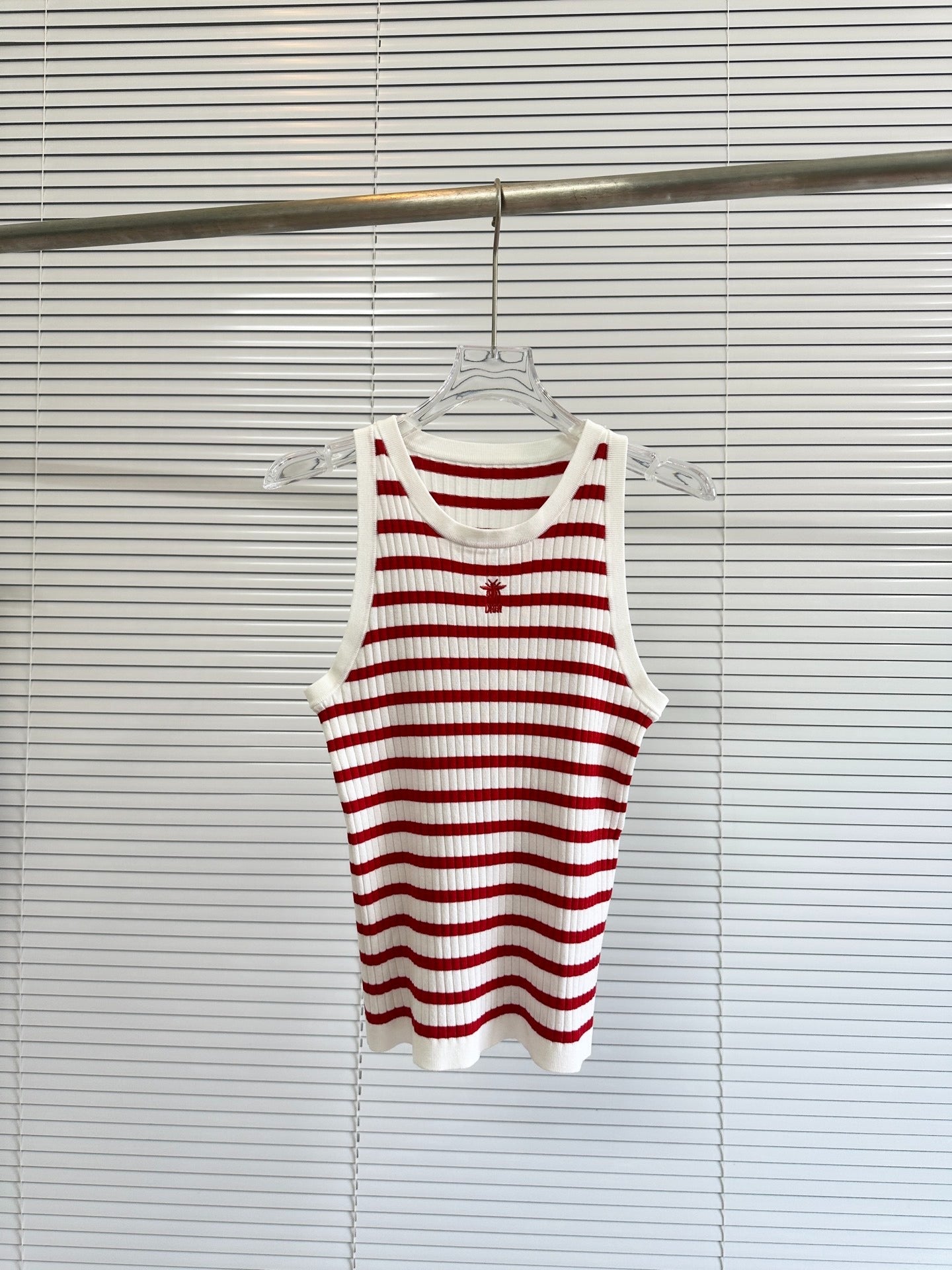 D 25 Summer New Striped Embroidered Tank Top