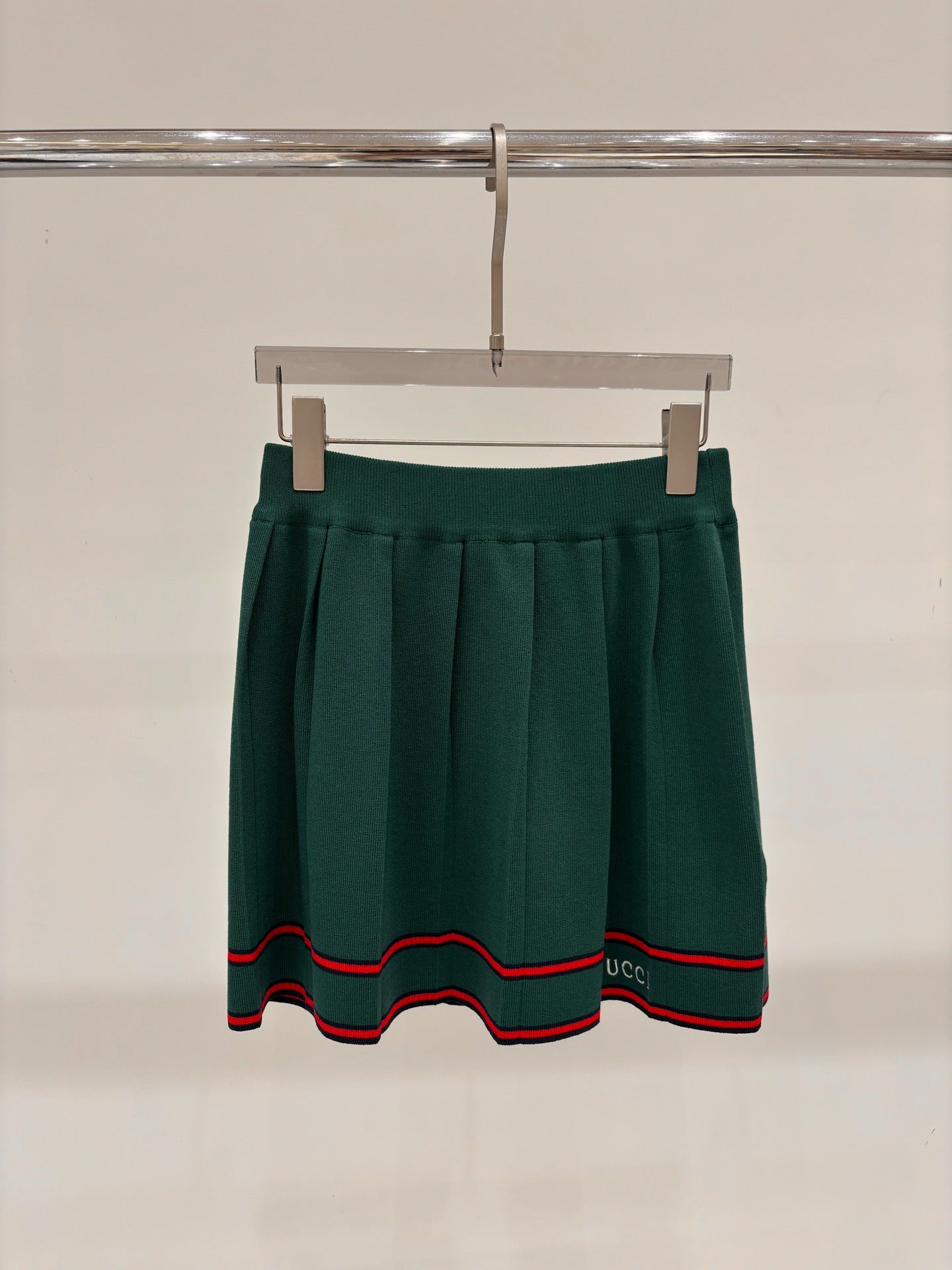 G 25 Monogrammed jacquard color blocking simple casual knit set