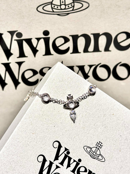 Vivian, bracelet.