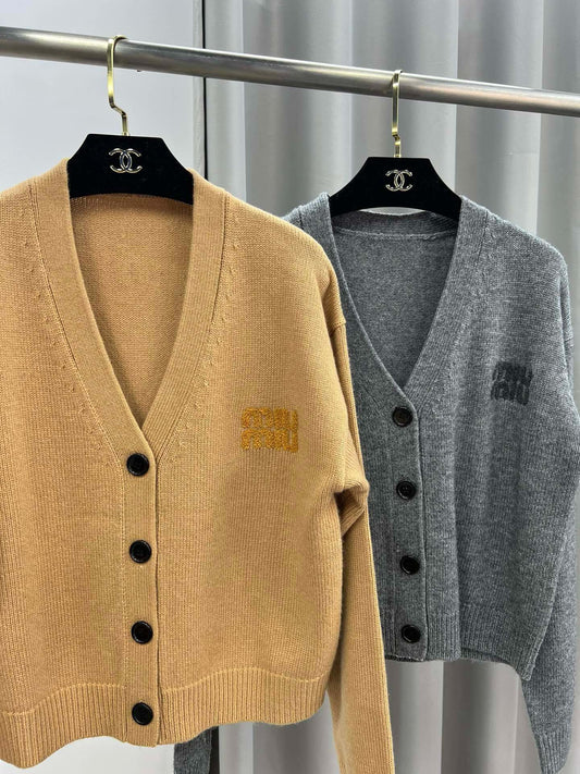 m 24 Spring/Summer New Single Breasted Knit Cardigan with Logo Printing