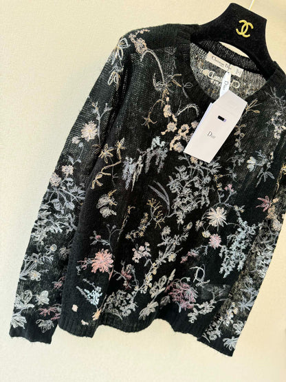 D 25 All-over embroidery Round neck, long sleeves(BLAKC/WHITE)