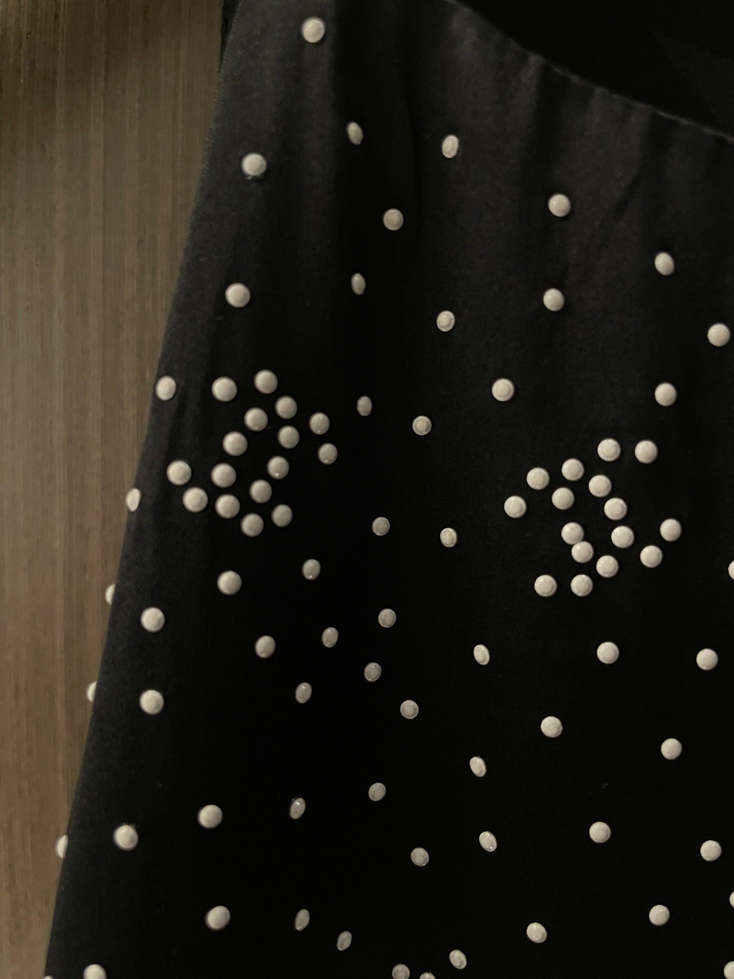 C 24 Heavy-duty pearl silk dress